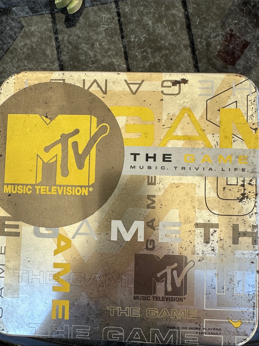 MTV Metal Tin Game Box in Yellow and Silver